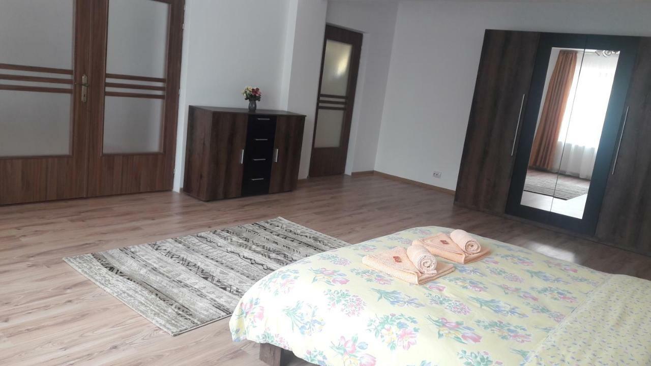 Travel Homzzz Apartments Târgu-Mureş 외부 사진