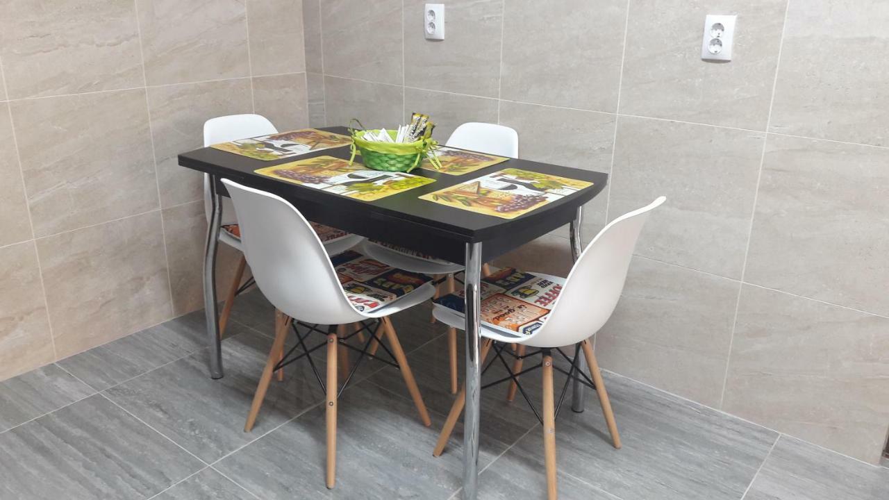 Travel Homzzz Apartments Târgu-Mureş 외부 사진