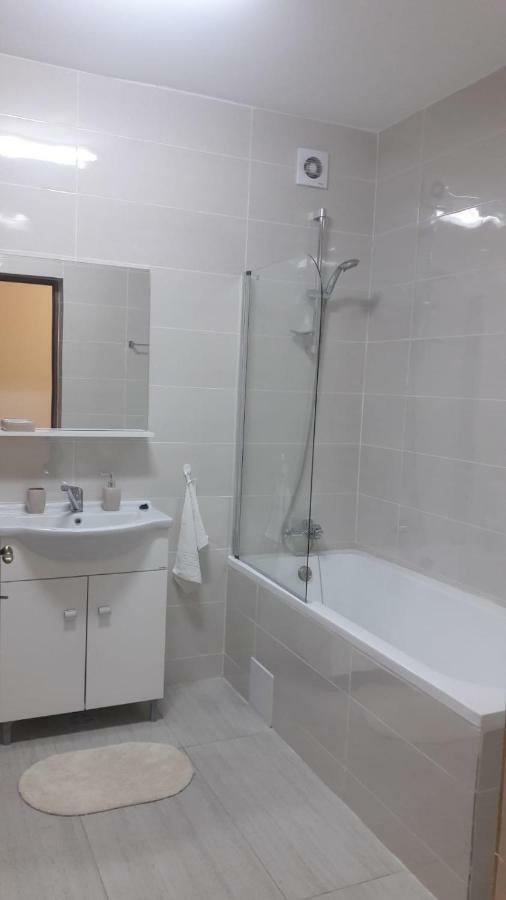 Travel Homzzz Apartments Târgu-Mureş 외부 사진