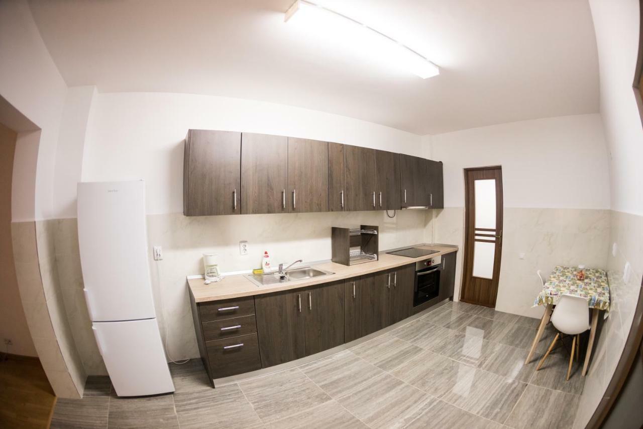 Travel Homzzz Apartments Târgu-Mureş 외부 사진