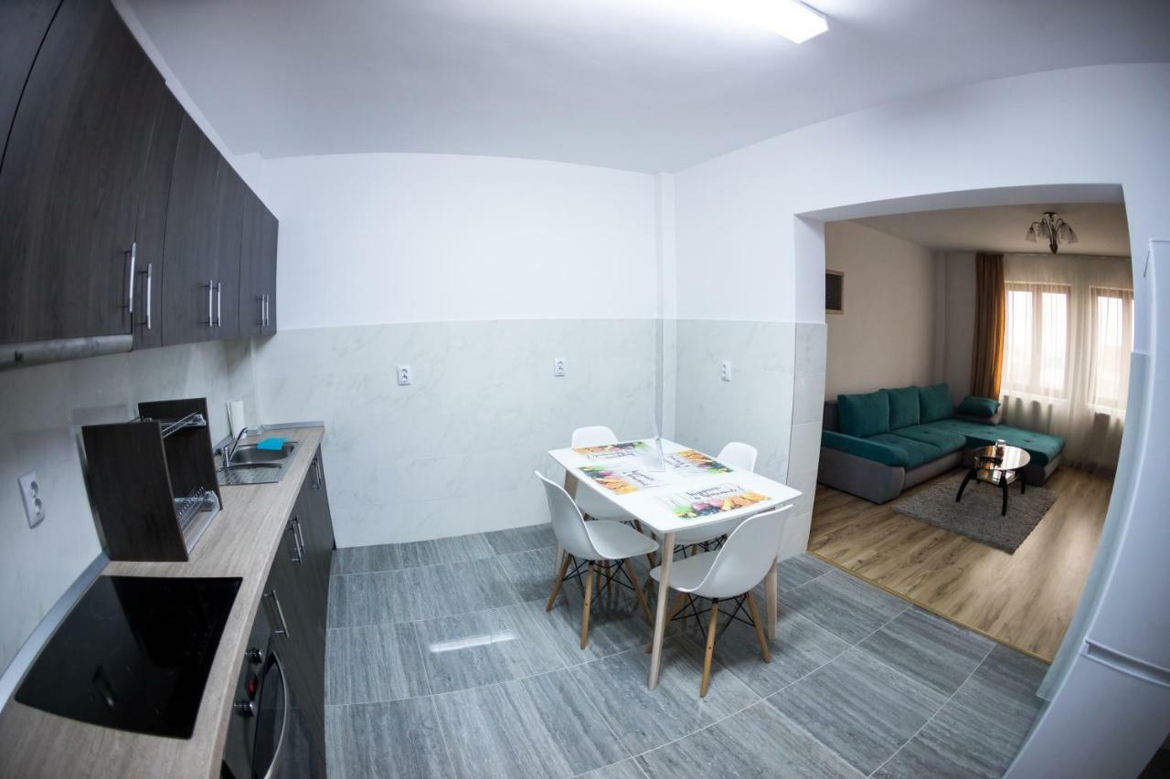Travel Homzzz Apartments Târgu-Mureş 외부 사진