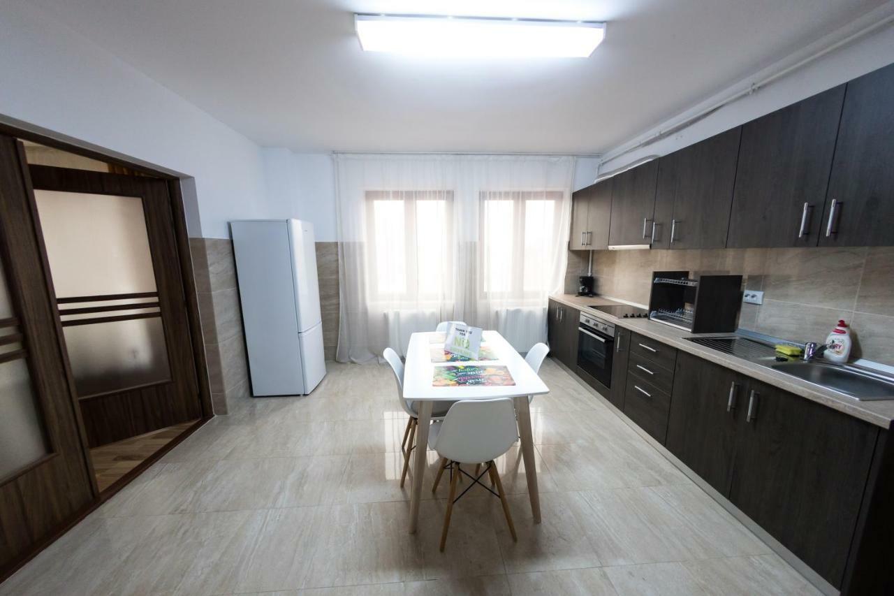 Travel Homzzz Apartments Târgu-Mureş 외부 사진